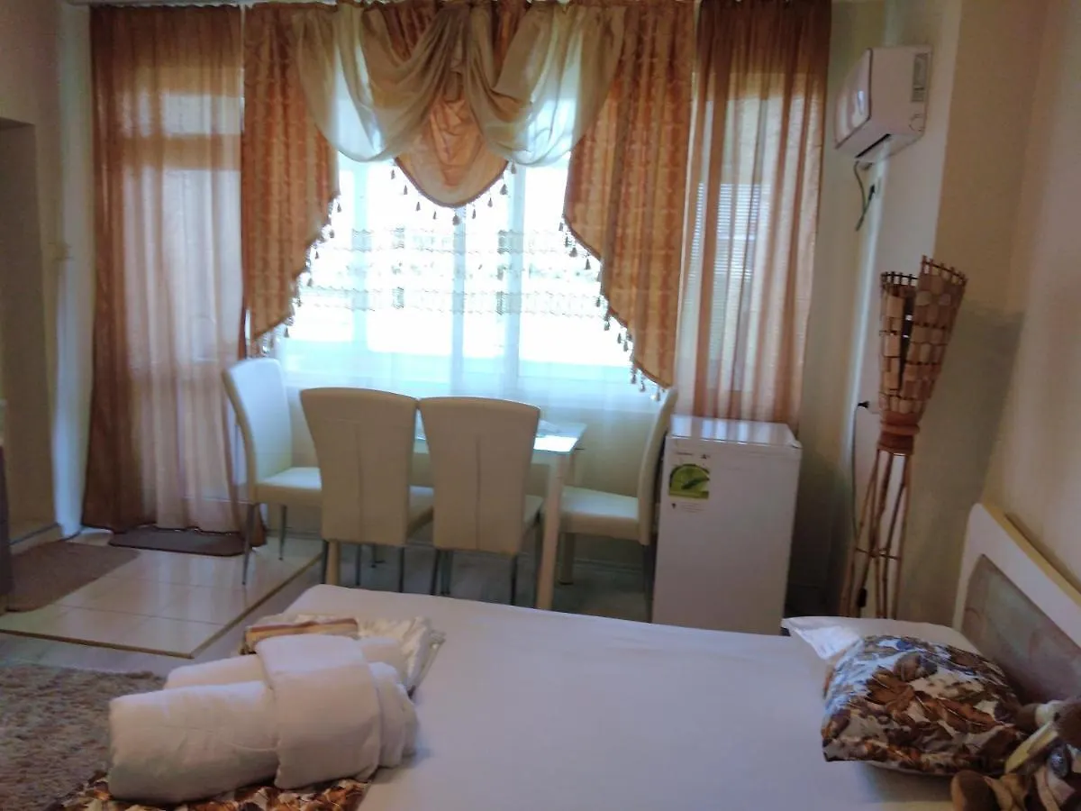 Guest house Къща За Гости Синьо Лято Pomorie