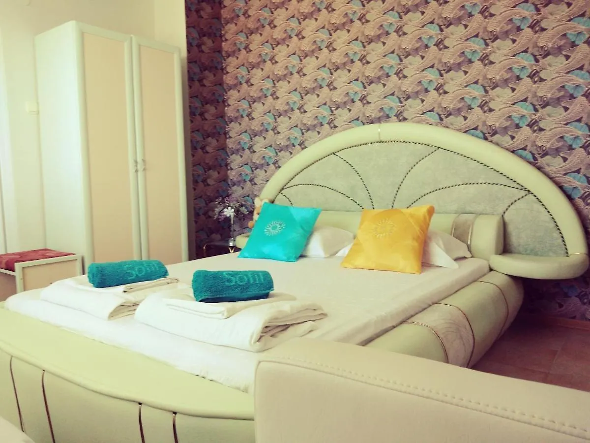 Guest house Къща За Гости Синьо Лято Pomorie Bulgaria